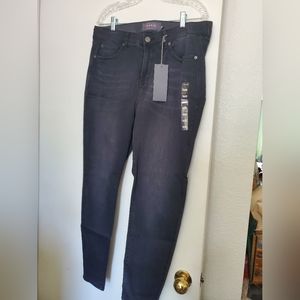 Torrid Sky High Skinny NWT 16R